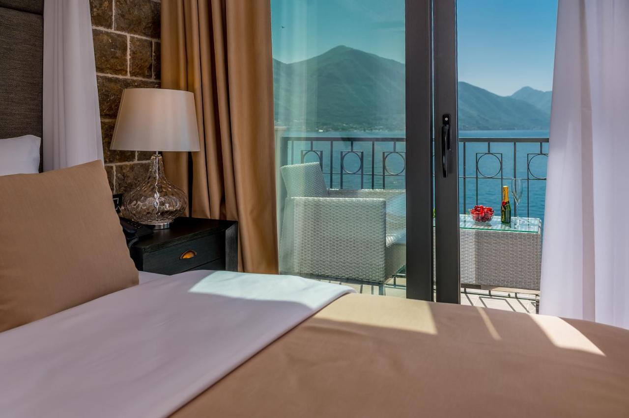 Hotel Palazzo Del Mare - Essenza Котор Екстериор снимка