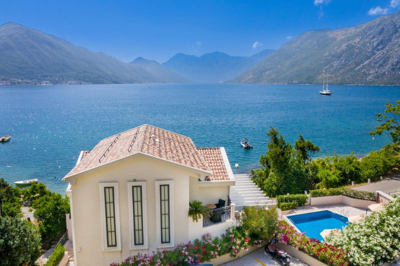 Hotel Palazzo Del Mare - Essenza Котор Екстериор снимка