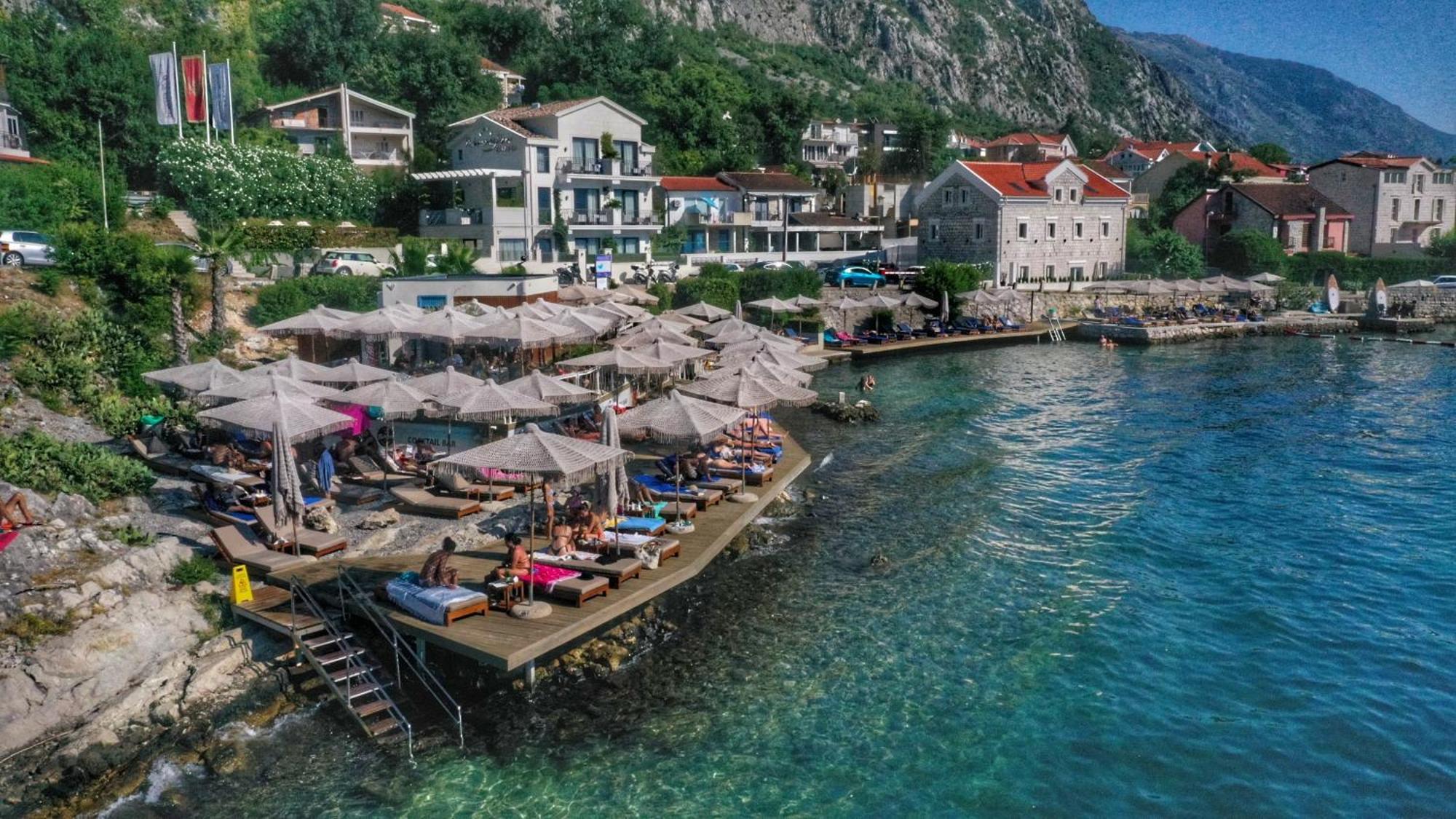 Hotel Palazzo Del Mare - Essenza Котор Екстериор снимка