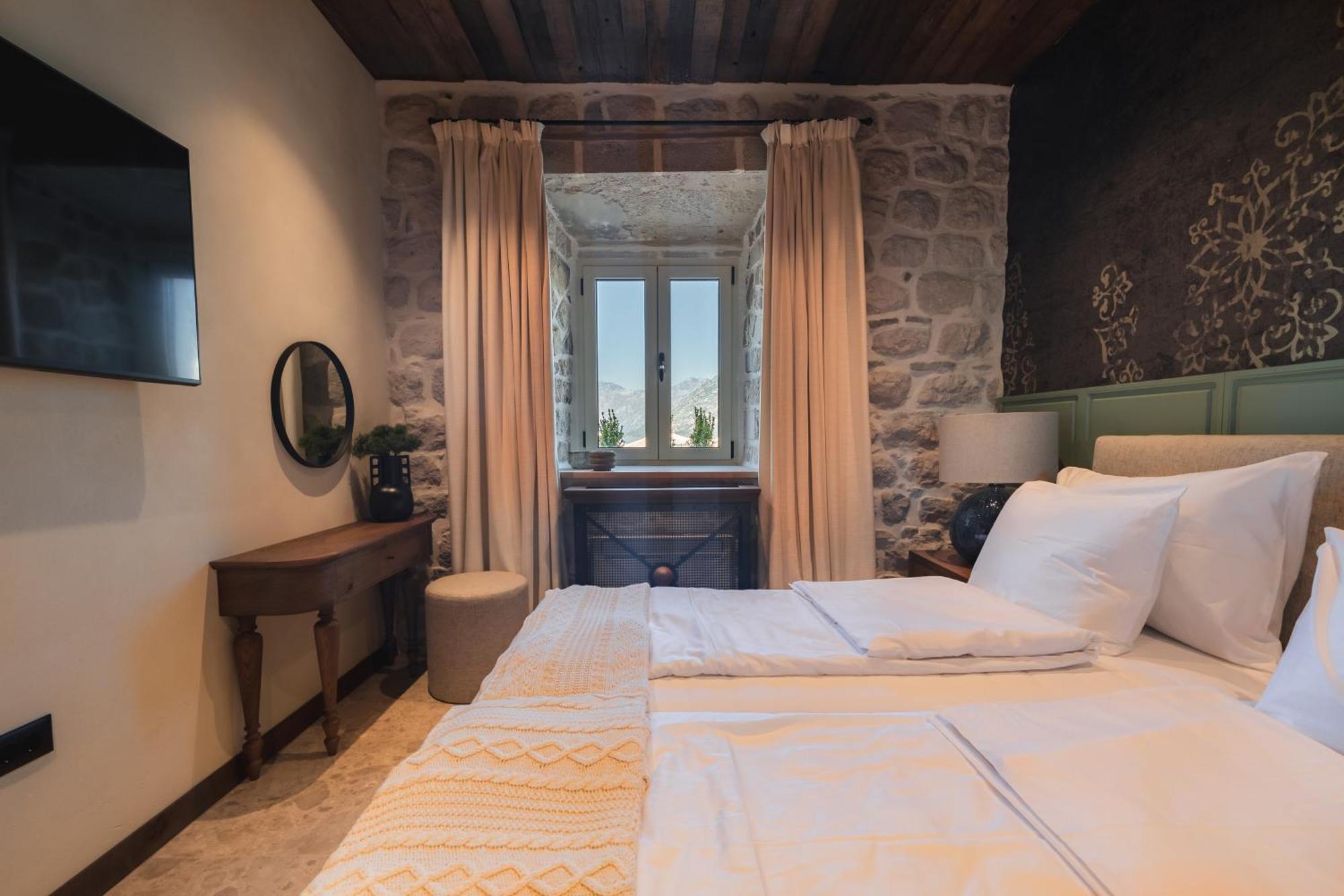 Hotel Palazzo Del Mare - Essenza Котор Екстериор снимка