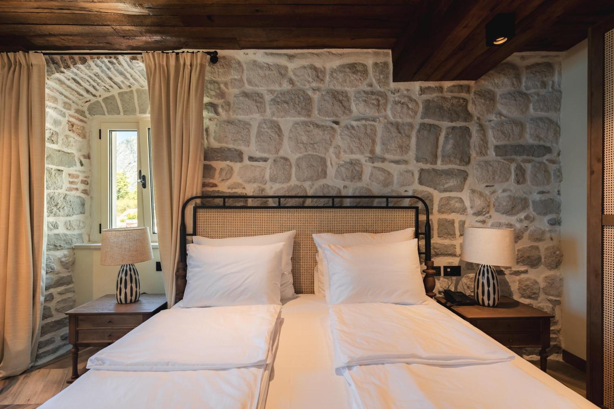 Hotel Palazzo Del Mare - Essenza Котор Екстериор снимка