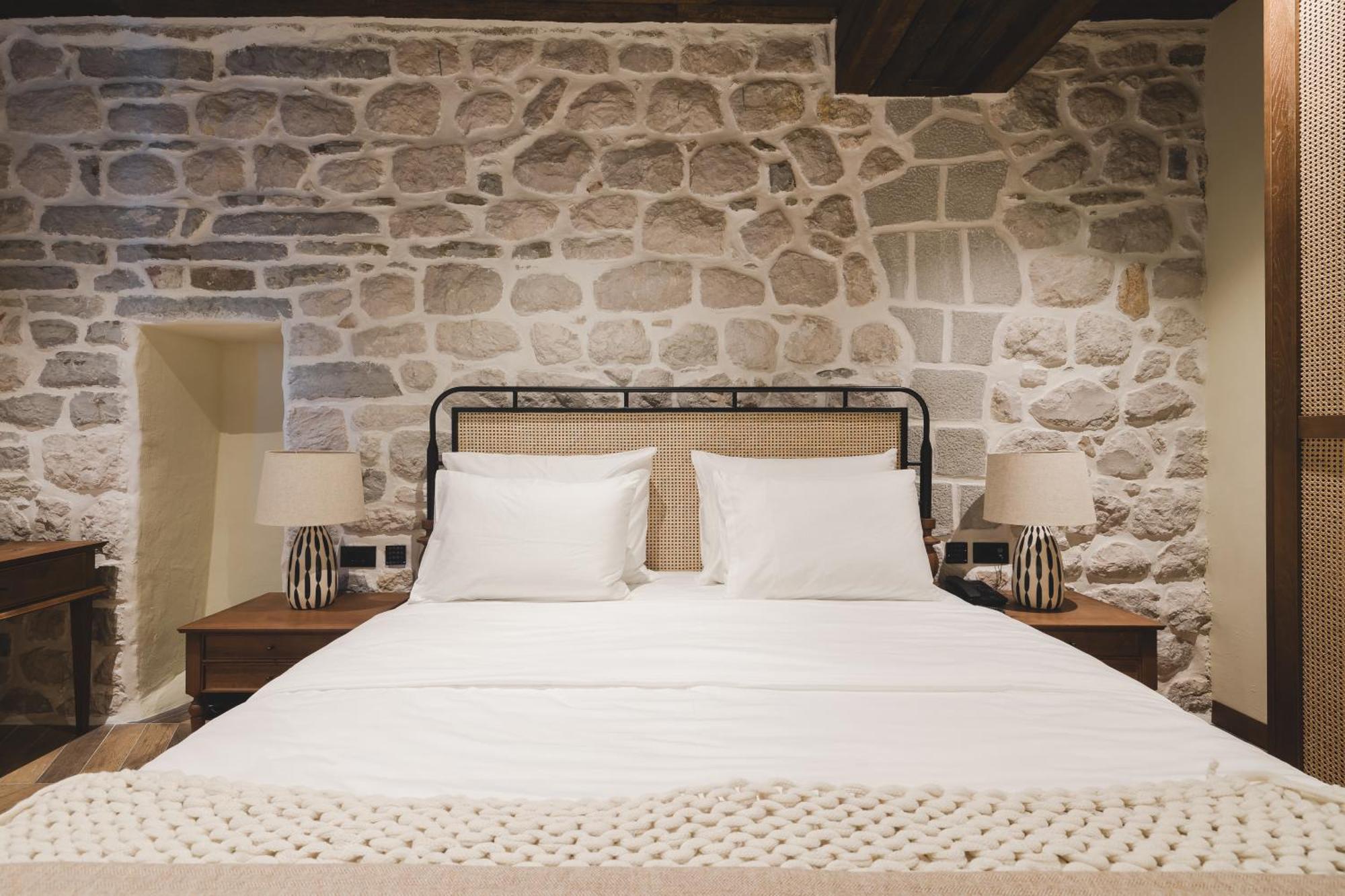 Hotel Palazzo Del Mare - Essenza Котор Екстериор снимка
