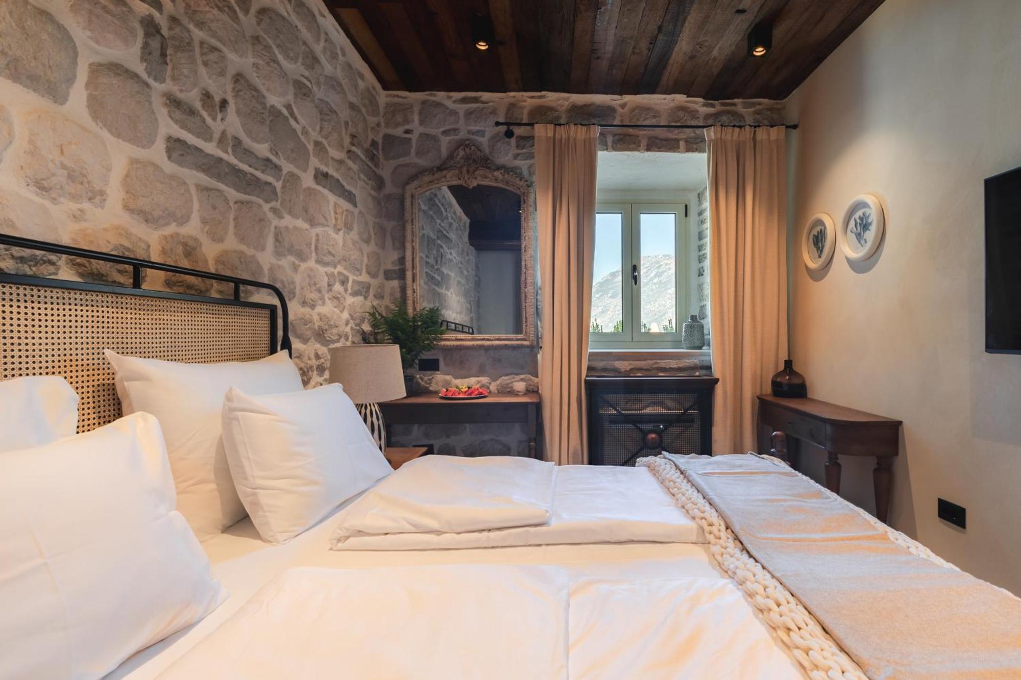 Hotel Palazzo Del Mare - Essenza Котор Екстериор снимка